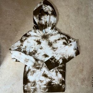 Lululemon Hoodie (Pants included)